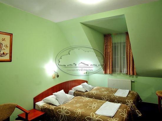 Hotel Zlote Deby Varsó Kültér fotó